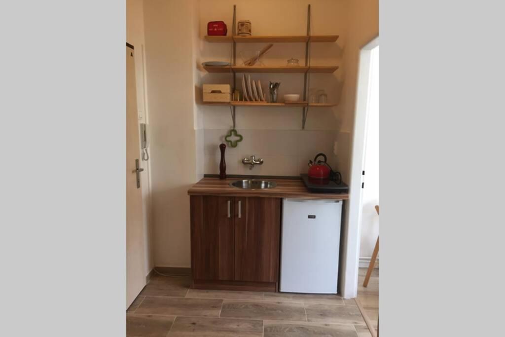 A Cosy Studio In The City Centre Bratislava Eksteriør billede